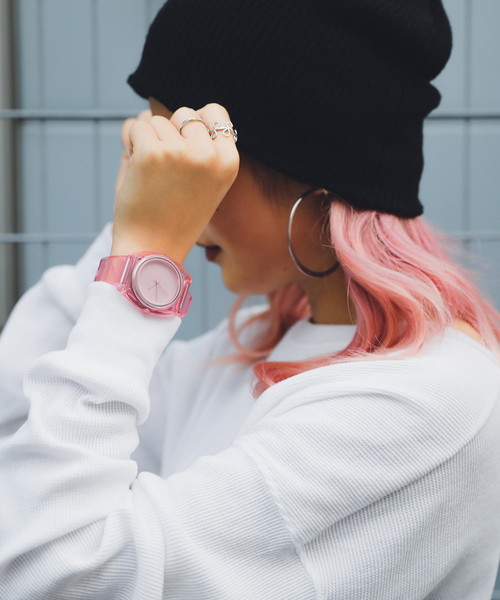 NIXON(ニクソン)の「THE TIME TELLER P【THE OUT LOUD Collection】(アナログ腕時計・レディース・ピンク/ブルー/ミント・ONE SIZE)」の1枚目の写真