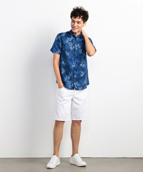 ARMANI EXCHANGE(アルマーニエクスチェンジ)の「【A|Xアルマーニ エクスチェンジ】ボタニカル柄 コットンリネン半袖シャツ(シャツ/ブラウス・メンズ・ネイビー/ホワイト・LARGE/MEDIUM/SMALL/X-LARGE/X-SMALL)」の3枚目の写真