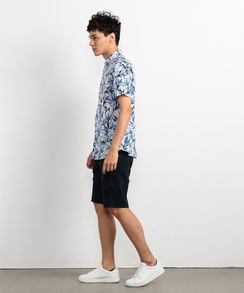 ARMANI EXCHANGE(アルマーニエクスチェンジ)の「【A|Xアルマーニ エクスチェンジ】ボタニカル柄 コットンリネン半袖シャツ(シャツ/ブラウス・メンズ・ネイビー/ホワイト・LARGE/MEDIUM/SMALL/X-LARGE/X-SMALL)」の4枚目の写真