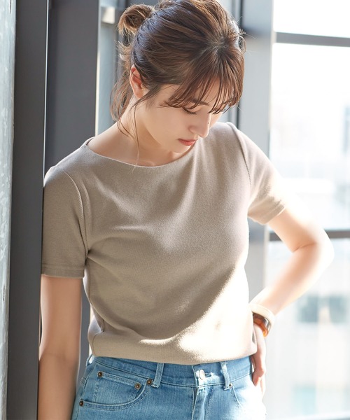 KOBE LETTUCE（コウベレタス）の「[ S M L ] 選べるタイプの細リブ半袖Tシャツ（Tシャツ/カットソー・レディース・ホワイト系その他/ベージュ系その他/その他/ブラック/カーキ/オフホワイト/ホワイト系その他2/その他1/グリーン/グレイッシュベージュ/グリーン系その他/ブルー系その他/ブラック系その他2/ネイビー/ブラック系その他/グリーン系その他4/グリーン系その他3/ブルー系その他2/ベージュ系その他2/グリーン系その他2/その他2/ブラウン系その他2/ブラウン系その他/グリーン系その他6/グリーン系その他7/ブラウン系その他3/グリーン系その他5/ベージュ系その他5/ベージュ系その他3/ベージュ系その他4/オレンジ系その他/オレンジ系その他3/オレンジ系その他2/ベージュ系/ホワイト系/ブラック系/ネイビー系/カーキ系/ベージュ系1/ラベンダー/ミント/ネイビー系1/ブラック系1/ホワイト系1/グリーン系1/パープル系/グリーン系/パープル系1/アイボリー系2/アイボリー系/アイボリー系1/ベージュ系3/ベージュ系4/ベージュ系2/杢グレー/ブラック系2/アイボリー系3/アイボリー系4/アイボリー系5/グリーン系2/グリーン系3/ホワイト系4/グレー系1/ホワイト系2/ホワイト系3/ブラック系3/ブラック系4/グレー系/グリーン系4・M/L/S）」の20枚目の写真