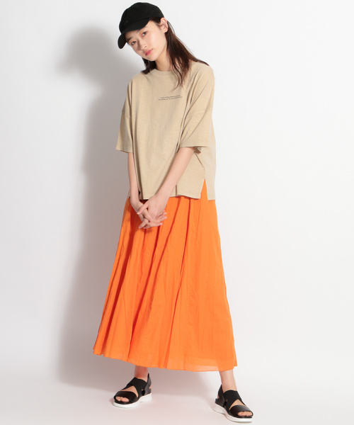 niko and...（ニコアンド）の「ピグメントロゴＴシャツ（Tシャツ/カットソー・レディース・ホワイト/ベージュ/パープル/チャコール・MEDIUM/LARGE）」の7枚目の写真