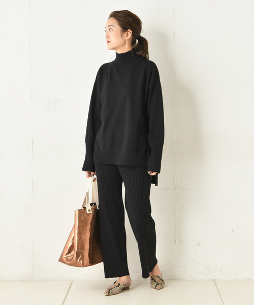 DouDou(ドゥドゥ)の「ニットアップタートル(ニット/セーター・レディース・オフホワイト/ブラック/キャメル・FREE)」の11枚目の写真