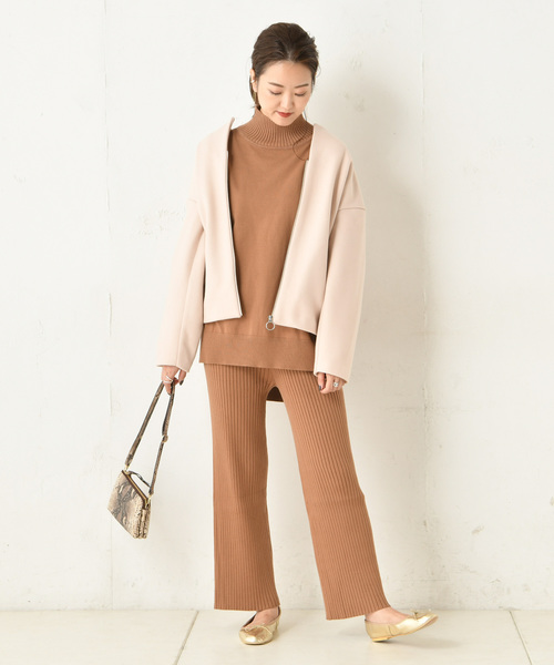 DouDou(ドゥドゥ)の「ニットアップタートル(ニット/セーター・レディース・オフホワイト/ブラック/キャメル・FREE)」の12枚目の写真