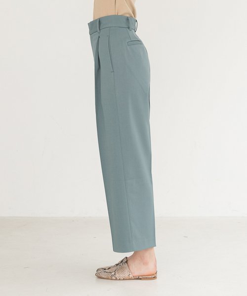 EMMA LIMBER(エマリンバー)の「Hight Waist Wide Pants(スラックス・レディース・ベージュ/ブルー・SMALL/MEDIUM)」の8枚目の写真