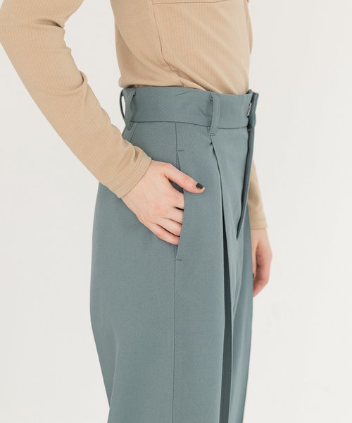 EMMA LIMBER(エマリンバー)の「Hight Waist Wide Pants(スラックス・レディース・ベージュ/ブルー・SMALL/MEDIUM)」の10枚目の写真