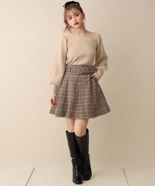 one after another NICE CLAUP(ワンアフターアナザーナイスクラップ)の「ベルト付きサーキュラーチェックスカート(スカート・レディース・ブラック/ブラウン/ベージュ・FREE)」の4枚目の写真