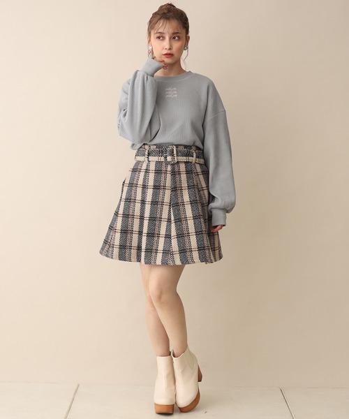 one after another NICE CLAUP(ワンアフターアナザーナイスクラップ)の「ベルト付きサーキュラーチェックスカート(スカート・レディース・ブラック/ブラウン/ベージュ・FREE)」の19枚目の写真