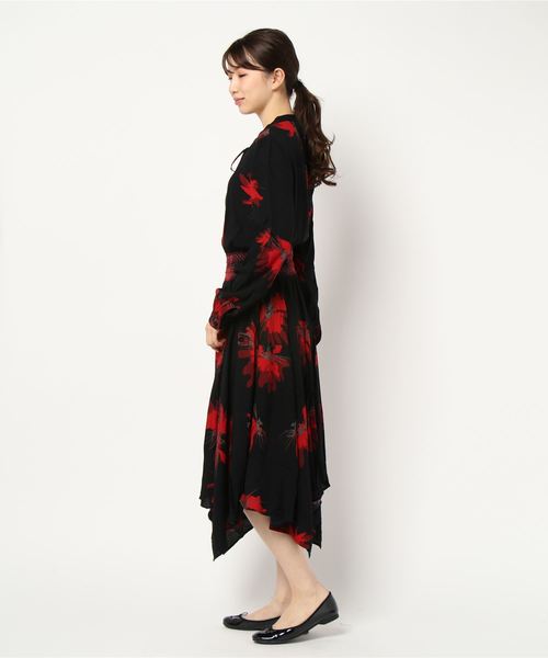 Desigual(デシグアル)の「ワンピース3/4袖 BUTTERFLY(ワンピース・レディース・レッド・2L/S/M/L/3L/4L)」の2枚目の写真