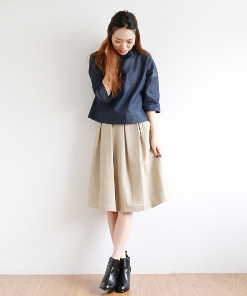 BEAMS LIGHTS Women's（ビームスライツ ウィメンズ）の「BEAMS LIGHTS / デニムハイネック ブラウス（シャツ/ブラウス・レディース・サックスブルー/ネイビー・36/38）」の12枚目の写真