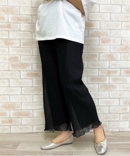 apres jour（アプレジュール）の「シアークリンクルパンツ【ZOZOTOWN限定アイテム】（その他パンツ・レディース・ライトブラウン/ダークブルー/ブラック/アイボリー・フリー）」の13枚目の写真