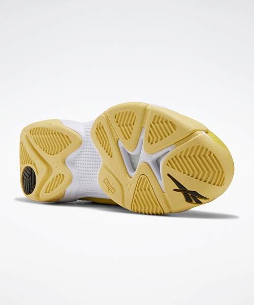 Reebok(リーボック)の「ポンプ コート / Pump Court(スニーカー・メンズ・イエロー/ブラック×レッド/ホワイト×グレー・25.5cm/26.5cm/27.5cm/25.0cm/26.0cm/27.0cm/28.0cm/24.5cm/24.0cm/29.0cm/28.5cm)」の5枚目の写真