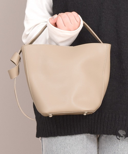 DAY CLOSET(デイ クローゼット)の「ナチュラルカラーショルダーバッグ+ショルダー紐+布地ポーチ 3点セット(ショルダーバッグ・レディース・ブラック/ブラウン/ブルー系その他/グレイッシュベージュ/レンガ/スモークピンク・ONE SIZE)」の16枚目の写真