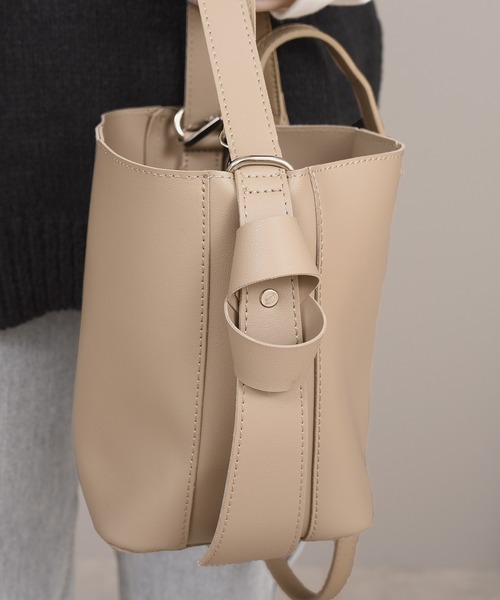 DAY CLOSET(デイ クローゼット)の「ナチュラルカラーショルダーバッグ+ショルダー紐+布地ポーチ 3点セット(ショルダーバッグ・レディース・ブラック/ブラウン/ブルー系その他/グレイッシュベージュ/レンガ/スモークピンク・ONE SIZE)」の18枚目の写真