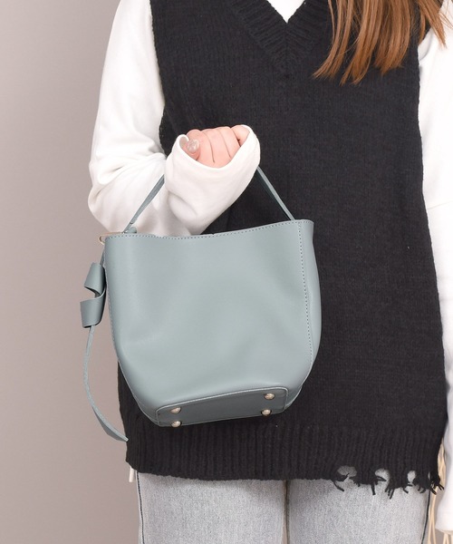 DAY CLOSET(デイ クローゼット)の「ナチュラルカラーショルダーバッグ+ショルダー紐+布地ポーチ 3点セット(ショルダーバッグ・レディース・ブラック/ブラウン/ブルー系その他/グレイッシュベージュ/レンガ/スモークピンク・ONE SIZE)」の22枚目の写真