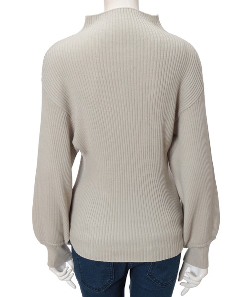 fifth（フィフス）の「ボトルネックボリューム袖リブニット（ニット/セーター・レディース・ベージュ/ライトグリーン・MEDIUM）」の6枚目の写真