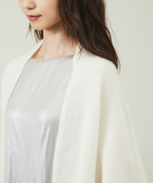 qualite（カリテ）の「2WAYカシミヤカーディガン（カーディガン/ボレロ・レディース・オフホワイト/グレー・フリー）」の11枚目の写真