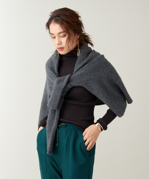 qualite（カリテ）の「2WAYカシミヤカーディガン（カーディガン/ボレロ・レディース・オフホワイト/グレー・フリー）」の5枚目の写真