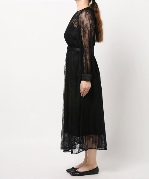 dazzlin(ダズリン)の「レースベルトフレアワンピース(ワンピース・レディース・ブラック/オフホワイト・FREE)」の4枚目の写真