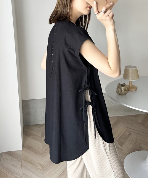 classicalelf（クラシカルエルフ）の「360度愛され。コットン100％フレンチスリーブドレスシャツ（シャツ/ブラウス・レディース・ホワイト/ブラック/グレイッシュベージュ/ブルー・MEDIUM/X-LARGE/LARGE/SMALL）」の13枚目の写真