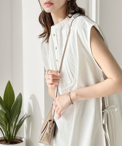 classicalelf（クラシカルエルフ）の「360度愛され。コットン100％フレンチスリーブドレスシャツ（シャツ/ブラウス・レディース・ホワイト/ブラック/グレイッシュベージュ/ブルー・MEDIUM/X-LARGE/LARGE/SMALL）」の6枚目の写真