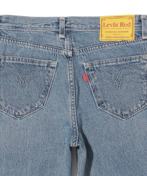 Levi's(リーバイス)の「Levi's(R)RED LOOSE STRAIGHT MIDDAY BREAK(デニムパンツ・レディース・インディゴブルー・23inch/24inch/25inch/26inch/27inch/28inch/29inch/30inch)」の8枚目の写真