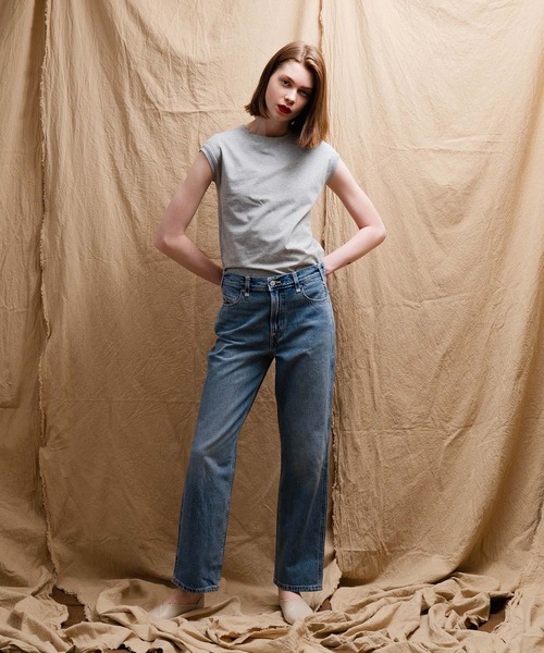 Levi's(リーバイス)の「Levi's(R)RED LOOSE STRAIGHT MIDDAY BREAK(デニムパンツ・レディース・インディゴブルー・23inch/24inch/25inch/26inch/27inch/28inch/29inch/30inch)」の14枚目の写真