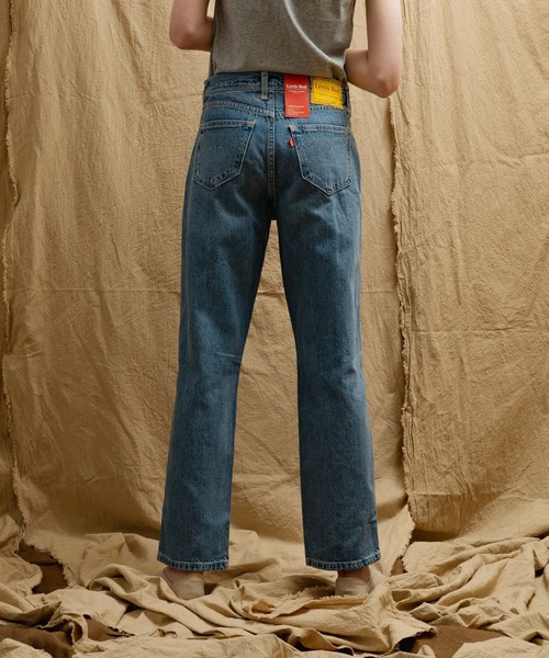 Levi's(リーバイス)の「Levi's(R)RED LOOSE STRAIGHT MIDDAY BREAK(デニムパンツ・レディース・インディゴブルー・23inch/24inch/25inch/26inch/27inch/28inch/29inch/30inch)」の19枚目の写真