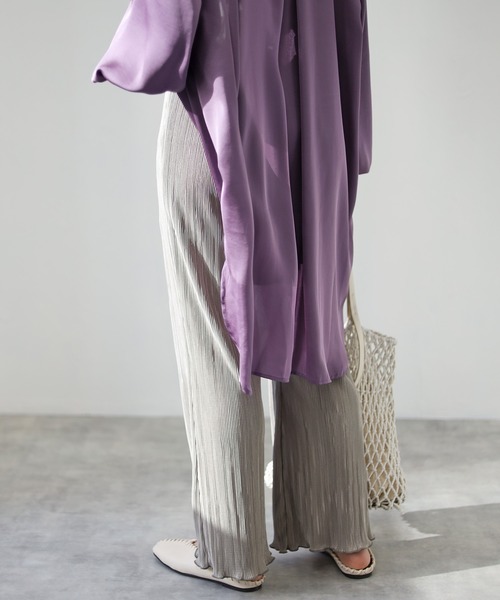 4youstory（フォーユーストーリー）の「サテンミニプリーツパンツ（その他パンツ・レディース・ブラック/パープル/グレイッシュベージュ/ブルー・MEDIUM）」の19枚目の写真