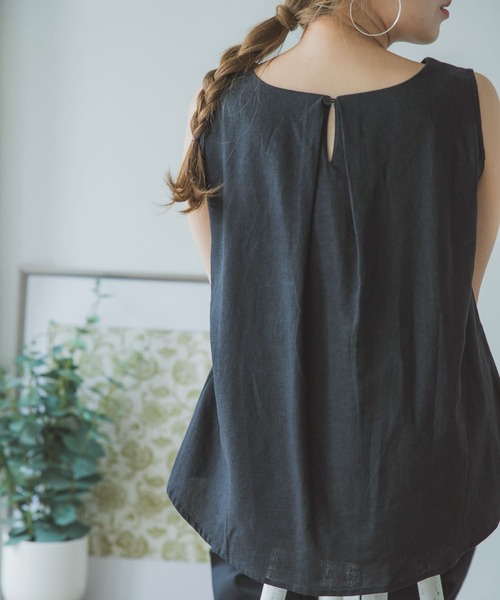 ITEMS URBANRESEARCH（アイテムズ アーバンリサーチ）の「リネンレーヨンノースリーブブラウス（シャツ/ブラウス・レディース・ブラック/ベージュ/ライトベージュ・FREE）」の2枚目の写真