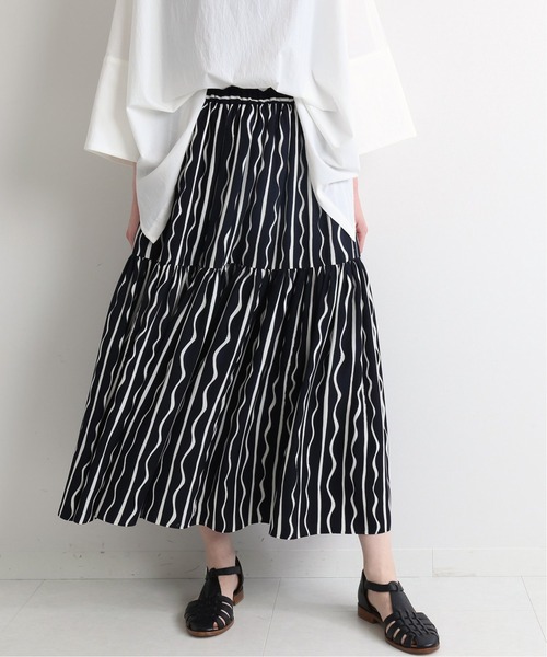 IENA（イエナ）の「テガキプリントティアードイージースカート◆（スカート・レディース・ネイビー/ブルー系その他/ブルー系その他2・38/36/34）」の21枚目の写真