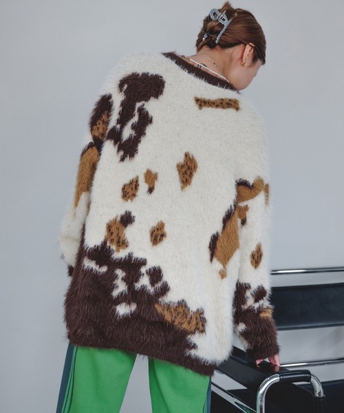 SANSeLF（サンセルフ）の「【SANSeLF】shaggy cow motif knit sanw78w21（ニット/セーター・レディース・マルチ・FREE）」の6枚目の写真