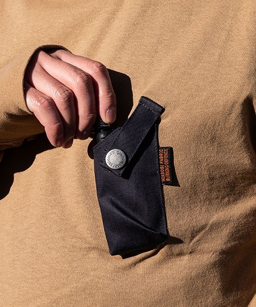 grn(ジーアールエヌ)の「grn outdoor ジーアールエヌ アウトドア HIASOBI CAMPER L/S TEE 火遊び キャンパー ロングTシャツ ロンT(Tシャツ/カットソー・メンズ・ブラック/オリーブ/キャメル・MEDIUM/LARGE/X-LARGE)」の9枚目の写真