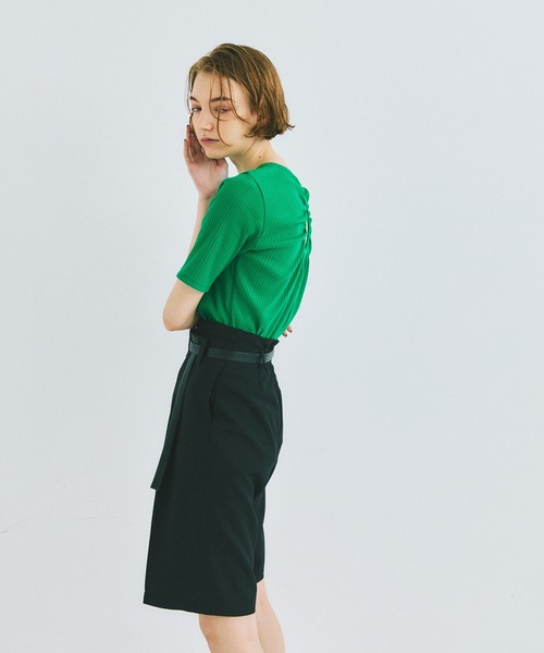 UNITED TOKYO（ユナイテッドトウキョウ）の「beautility　リバーテレコバックギャザートップス（Tシャツ/カットソー・レディース・ブラック/ブルー/グリーン・FREE）」の18枚目の写真