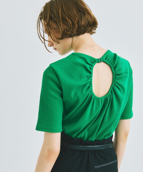 UNITED TOKYO（ユナイテッドトウキョウ）の「beautility　リバーテレコバックギャザートップス（Tシャツ/カットソー・レディース・ブラック/ブルー/グリーン・FREE）」の22枚目の写真