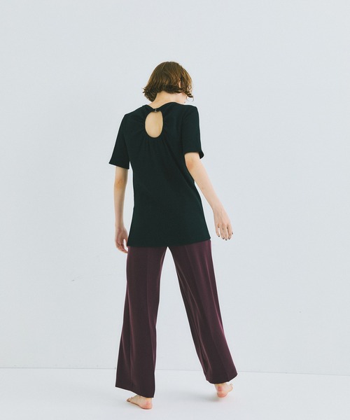 UNITED TOKYO（ユナイテッドトウキョウ）の「beautility　リバーテレコバックギャザートップス（Tシャツ/カットソー・レディース・ブラック/ブルー/グリーン・FREE）」の5枚目の写真