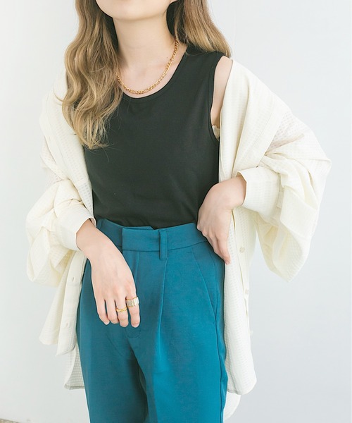 nemne store(ネンネストア)の「逃げ水が映る後開きノースリタンクトップ(タンクトップ・レディース・ブラック/オフホワイト/ミント・F)」の10枚目の写真