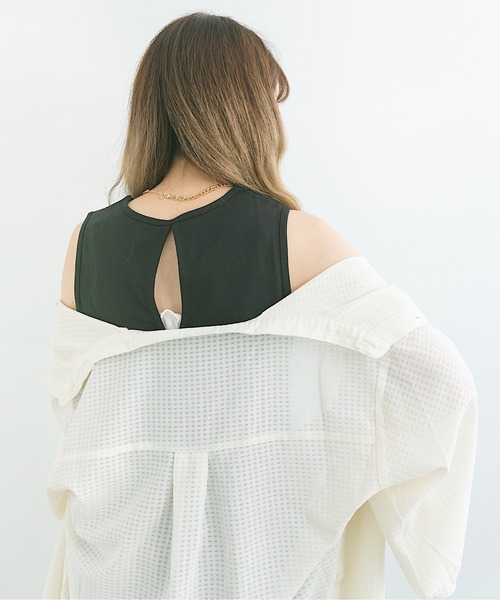 nemne store(ネンネストア)の「逃げ水が映る後開きノースリタンクトップ(タンクトップ・レディース・ブラック/オフホワイト/ミント・F)」の19枚目の写真