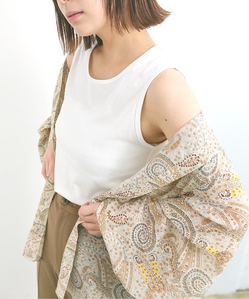 nemne store(ネンネストア)の「逃げ水が映る後開きノースリタンクトップ(タンクトップ・レディース・ブラック/オフホワイト/ミント・F)」の5枚目の写真