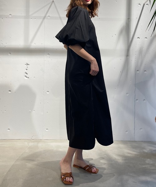 CAMILLE EAU（カミーユオー）の「ボリュームスリーブサックワンピース（ワンピース・レディース・ブラック/アイボリー・MEDIUM）」の8枚目の写真