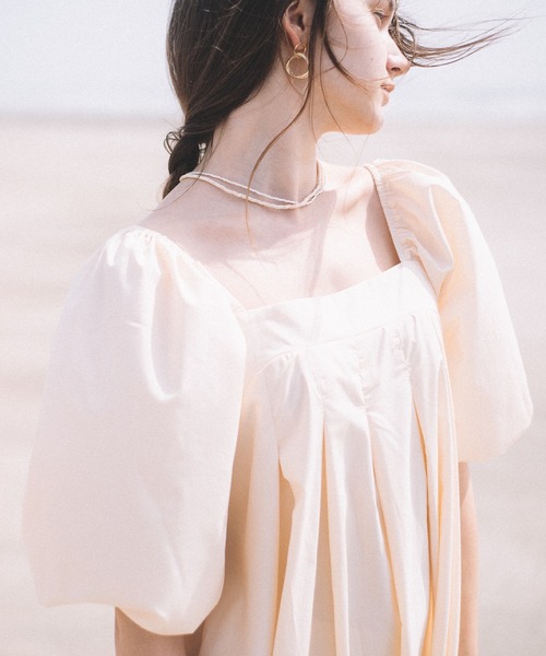 CAMILLE EAU（カミーユオー）の「ボリュームスリーブサックワンピース（ワンピース・レディース・ブラック/アイボリー・MEDIUM）」の5枚目の写真