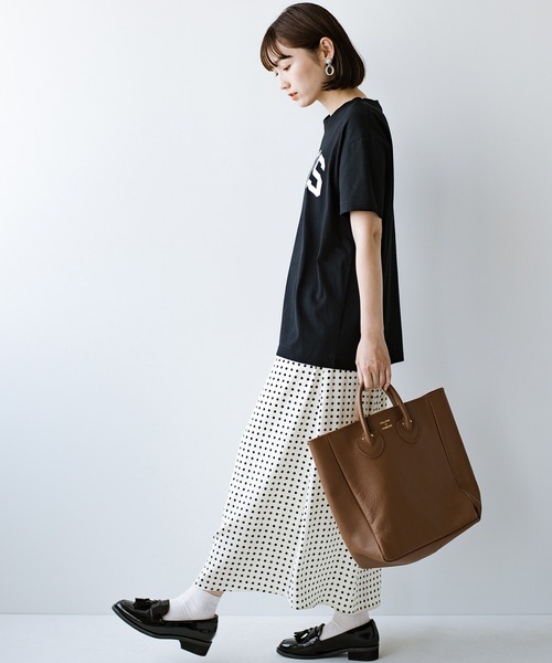 haco!（ハコ）の「【防水】かっこよさと女っぽさがナイスバランス！コーデがほどよく引き締まる　雨の日も頼れるエナメルタッセルローファー（ローファー・レディース・ブラック・1/2/4/6/3/5）」の8枚目の写真