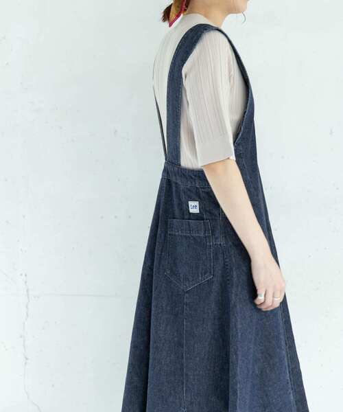 URBAN RESEARCH ROSSO（アーバンリサーチロッソ）の「『別注』Lee×ROSSO　DENIM JUMPER ONE-PIECE（ワンピース・レディース・ブラック/ブルー・SMALL/MEDIUM）」の13枚目の写真