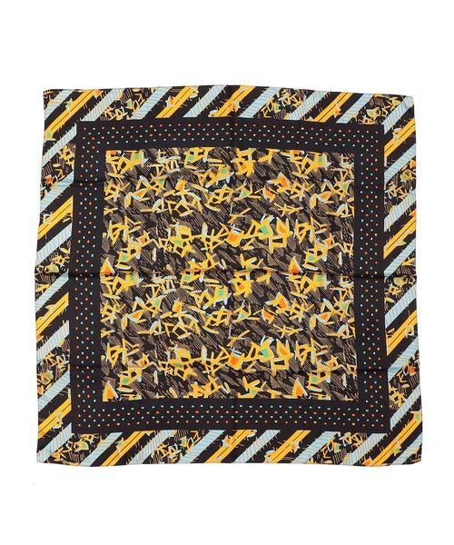 SHIPS(シップス)の「【SHIPS別注】MAISON No.8:ジオメトリックスカーフ◆(バンダナ/スカーフ・レディース・ブラック/ブルー・ONE SIZE)」の7枚目の写真