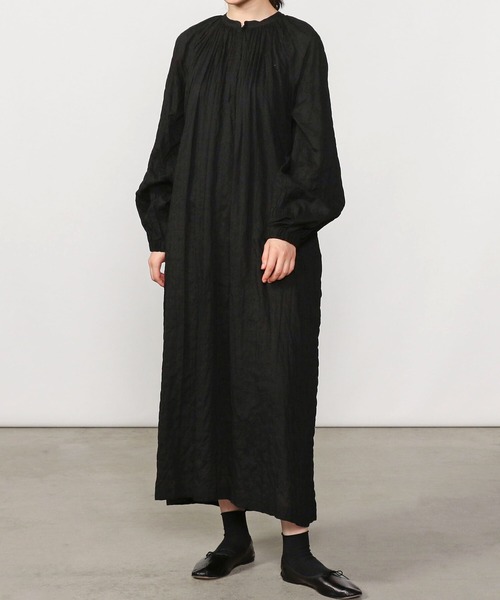 nicholson and nicholson(ニコルソンアンドニコルソン)の「【nicholson and nicholson】〈別注〉ギャザーシャツドレス SOLID WOMEN(ワンピース・レディース・ブラック・38)」の1枚目の写真