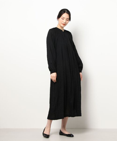 nicholson and nicholson(ニコルソンアンドニコルソン)の「【nicholson and nicholson】〈別注〉ギャザーシャツドレス SOLID WOMEN(ワンピース・レディース・ブラック・38)」の4枚目の写真