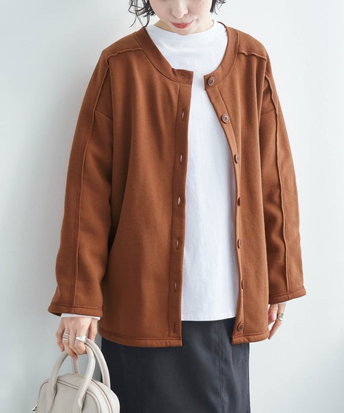 Chaco closet（チャコ クローゼット）の「オーバーサイズクルーネックスウェット2WAYカーデ（カーディガン/ボレロ・レディース・モカ/ダークオレンジ/ブラック/アイボリー/モスグリーン/カーキ/ブルーグレー/マスタード/ライトグリーン/ピンク・FREE）」の10枚目の写真