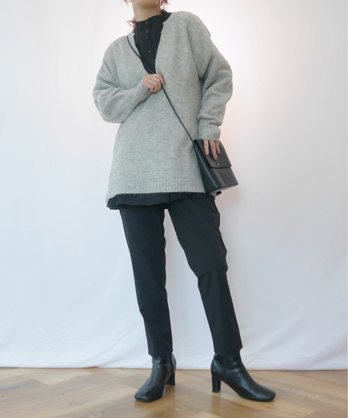 AZUL ENCANTO（アズールエンカント）の「杢ストレッチ スウェットライク キーネック ニット（ニット/セーター・レディース・ブラック/グレー/オフホワイト・FREE）」の22枚目の写真