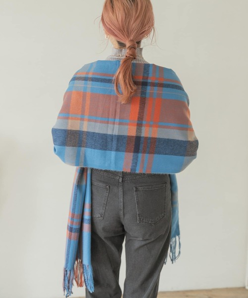 ITEMS URBANRESEARCH(アイテムズ アーバンリサーチ)の「チェックストール(ストール/ショール・レディース・グレー/パープル/ブルー・ONE)」の8枚目の写真