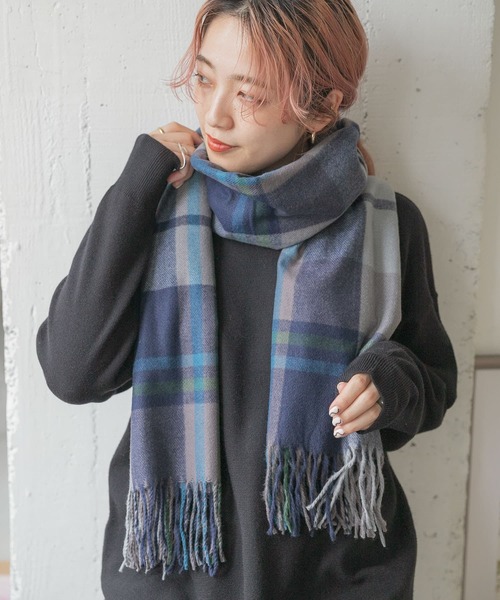 ITEMS URBANRESEARCH(アイテムズ アーバンリサーチ)の「チェックストール(ストール/ショール・レディース・グレー/パープル/ブルー・ONE)」の5枚目の写真