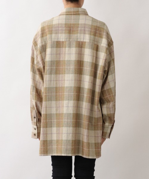LOWRYS FARM(ローリーズファーム)の「ヘリンボーンチェックシャツLS 214844(シャツ/ブラウス・レディース・ベージュ/ブラウン/グリーン・FREE)」の12枚目の写真
